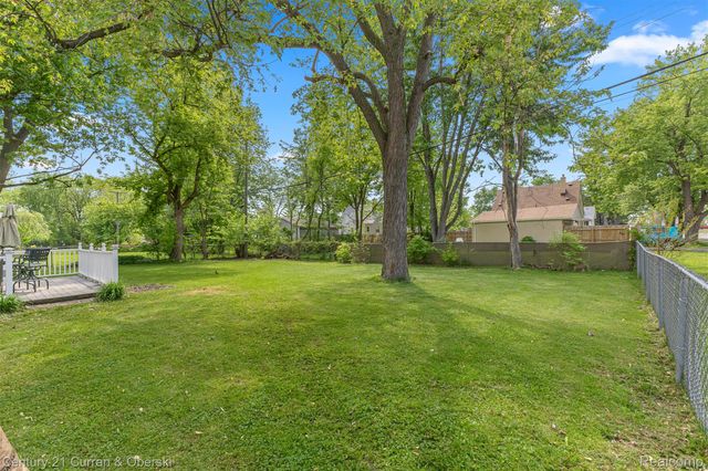 1843 Lathers Street, Garden City, MI 48135