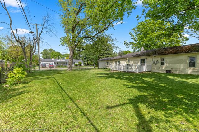 1843 Lathers Street, Garden City, MI 48135