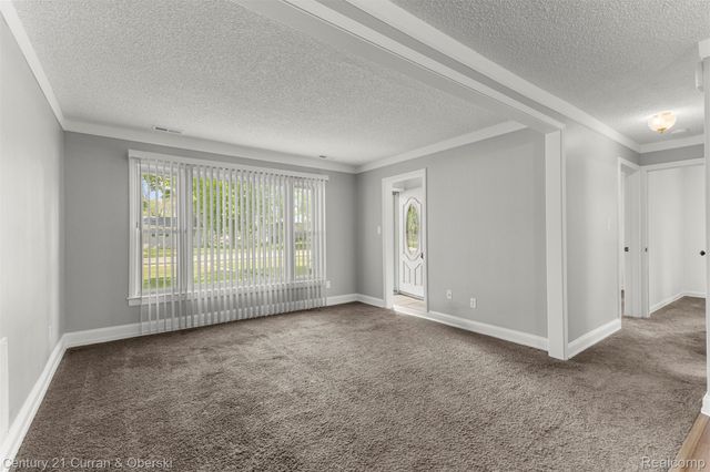 1843 Lathers Street, Garden City, MI 48135