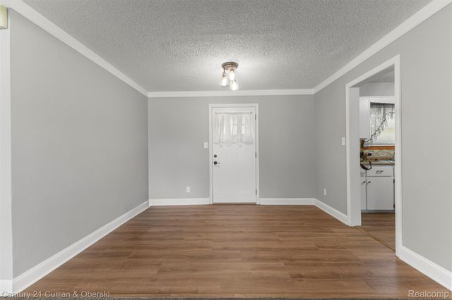 1843 Lathers Street, Garden City, MI 48135