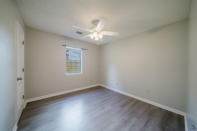 1418 Parkway Drive, Perry, GA 31069