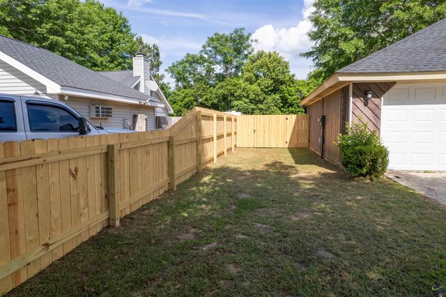 1418 Parkway Drive, Perry, GA 31069