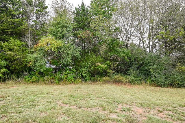 100 County Road 155, Riceville, TN 37370