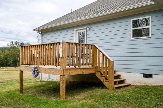 100 County Road 155, Riceville, TN 37370