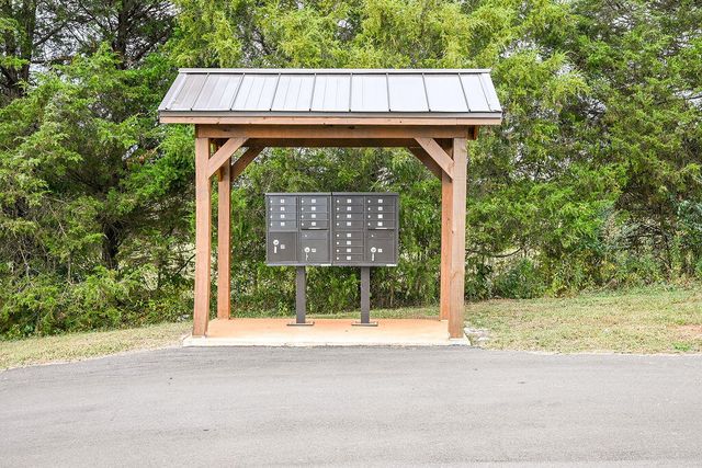 100 County Road 155, Riceville, TN 37370