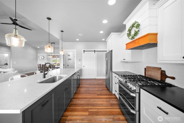 885 Autumn Crest Drive, Wenatchee, WA 98801