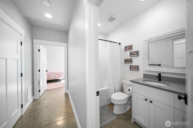 885 Autumn Crest Drive, Wenatchee, WA 98801