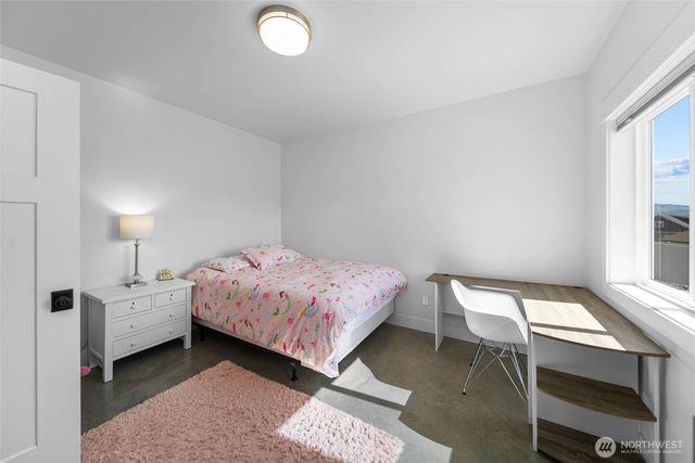 885 Autumn Crest Drive, Wenatchee, WA 98801