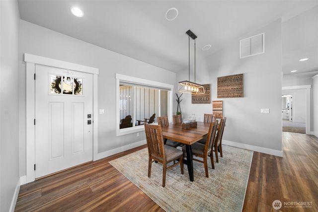 885 Autumn Crest Drive, Wenatchee, WA 98801