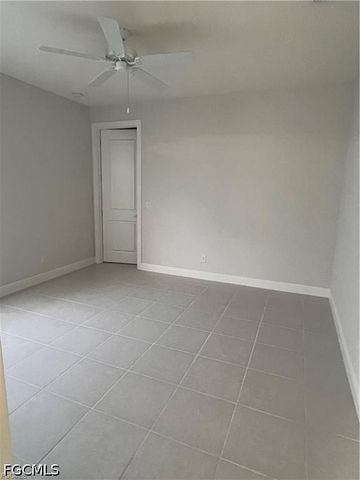 305 NE 19th PL, Cape Coral, FL 33909
