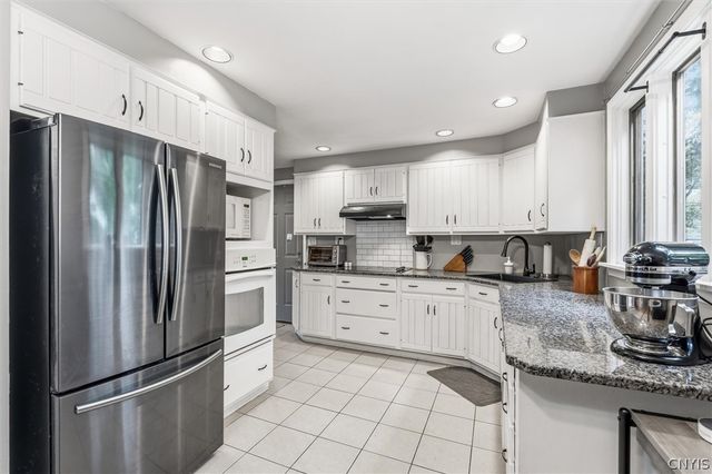4203 Orion Path, Clay, NY 13090