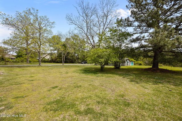 401 Neuse Street, Oriental, NC 28571