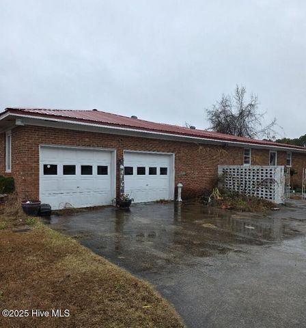 306 Greenfield Boulevard, Greenville, NC 27834