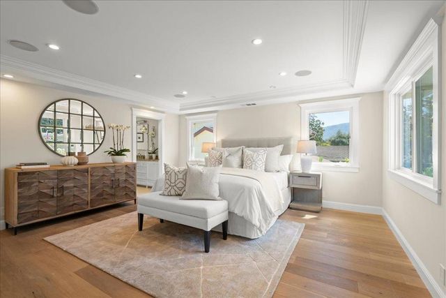 13560 Howen Drive, Saratoga, CA 95070