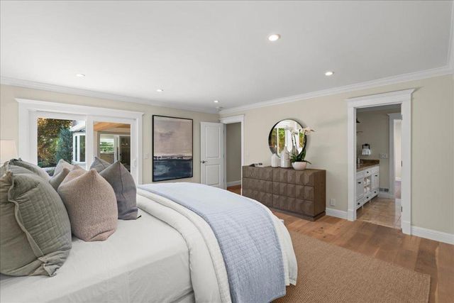 13560 Howen Drive, Saratoga, CA 95070