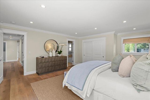 13560 Howen Drive, Saratoga, CA 95070