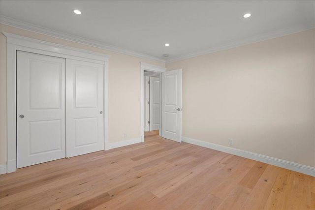 13560 Howen Drive, Saratoga, CA 95070