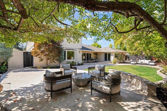 13560 Howen Drive, Saratoga, CA 95070