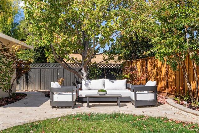 13560 Howen Drive, Saratoga, CA 95070