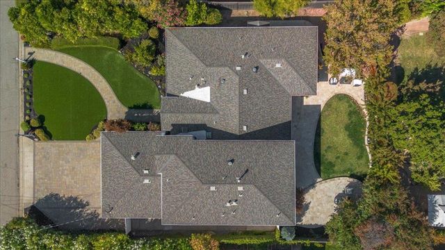 13560 Howen Drive, Saratoga, CA 95070