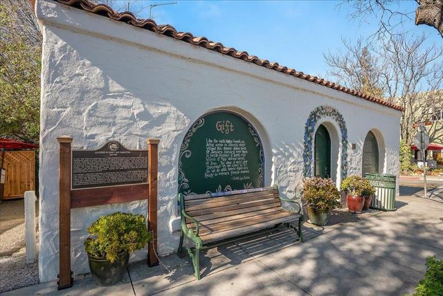 13560 Howen Drive, Saratoga, CA 95070