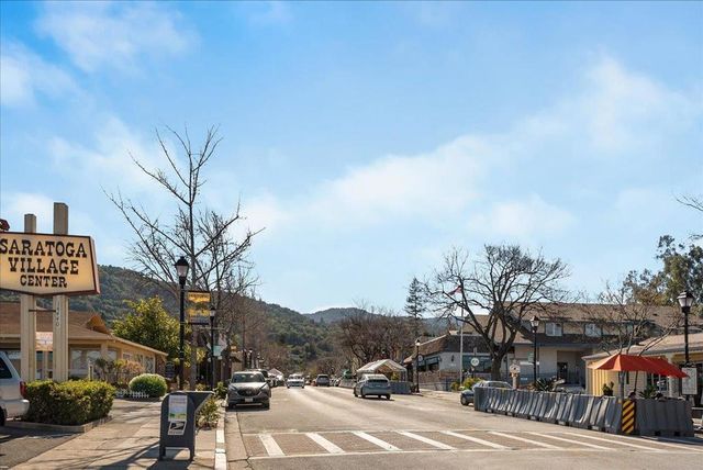 13560 Howen Drive, Saratoga, CA 95070