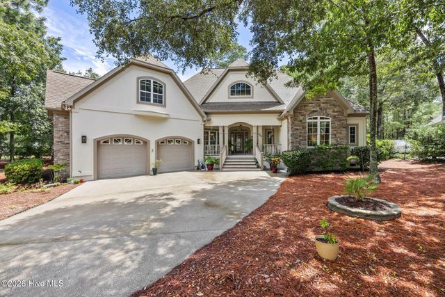 484 Heatherwood Court SE, Bolivia, NC 28422