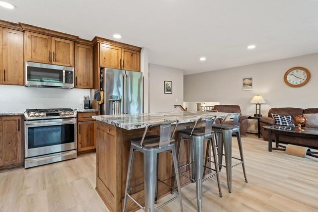 14382 Garrett Avenue, Apple Valley, MN 55124