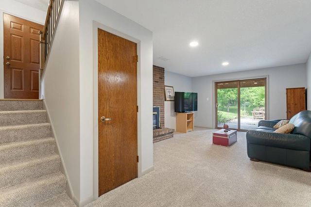 14382 Garrett Avenue, Apple Valley, MN 55124