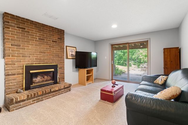14382 Garrett Avenue, Apple Valley, MN 55124