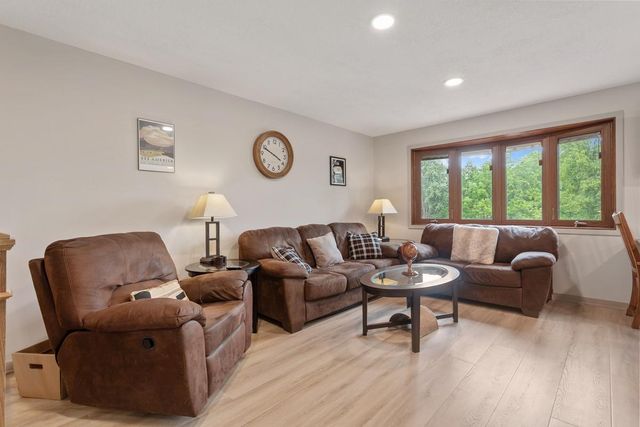 14382 Garrett Avenue, Apple Valley, MN 55124