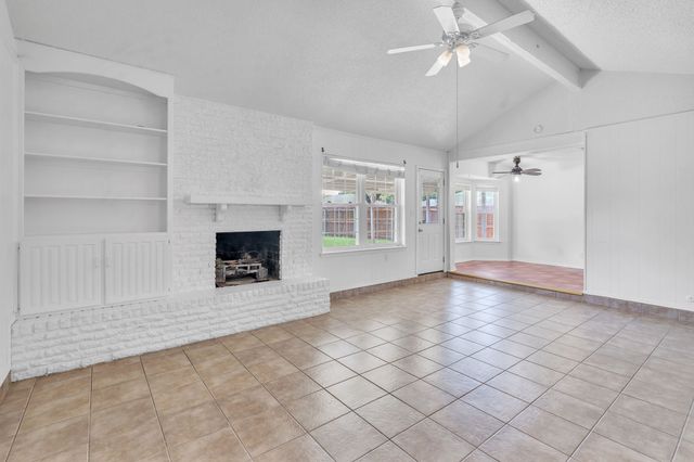 1720 Timbercreek Road, Benbrook, TX 76126