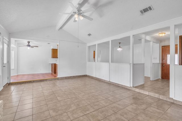 1720 Timbercreek Road, Benbrook, TX 76126