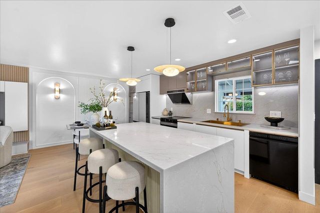 1980 Foxworthy Avenue, San Jose, CA 95124