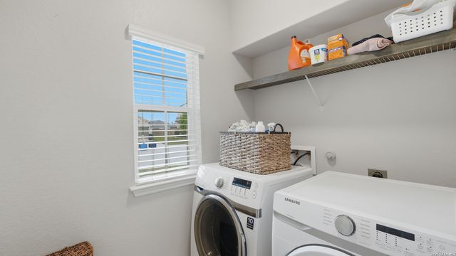 2239 Clover, New Braunfels, TX 78130