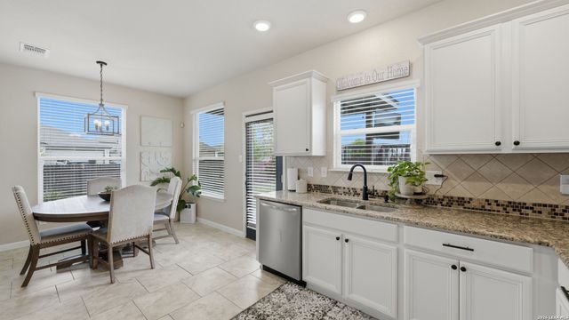 2239 Clover, New Braunfels, TX 78130