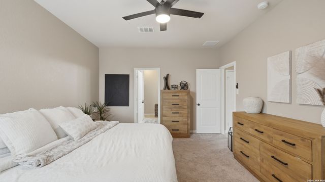 2239 Clover, New Braunfels, TX 78130