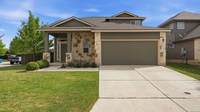 2239 Clover, New Braunfels, TX 78130