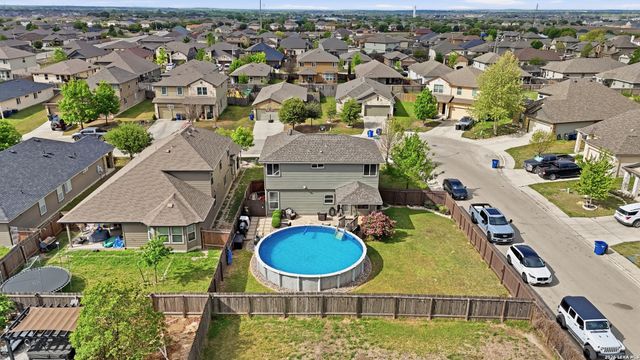 2239 Clover, New Braunfels, TX 78130