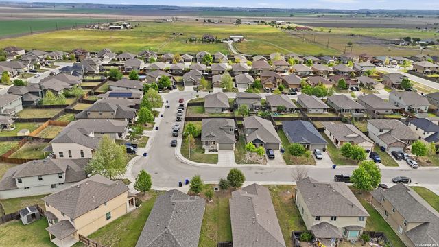 2239 Clover, New Braunfels, TX 78130