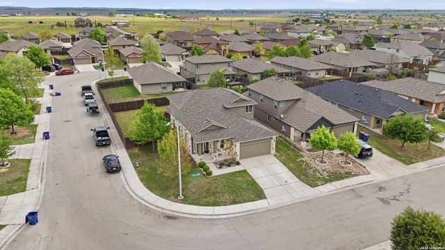 2239 Clover, New Braunfels, TX 78130