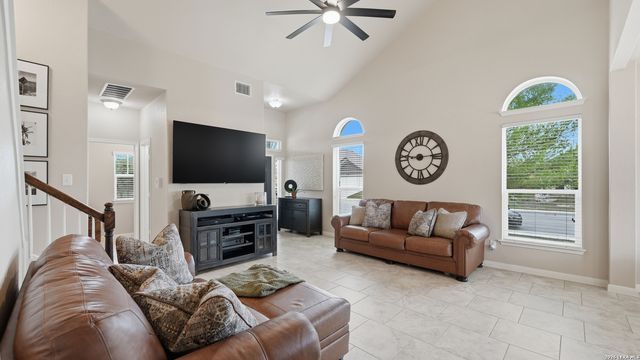 2239 Clover, New Braunfels, TX 78130