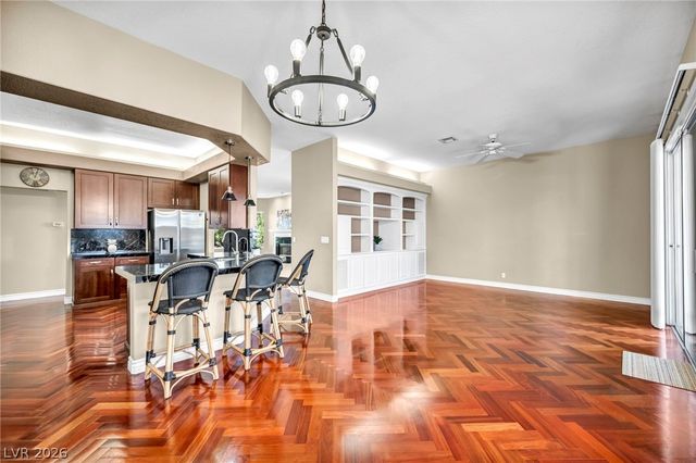 8964 Echo Ridge Drive, Las Vegas, NV 89117