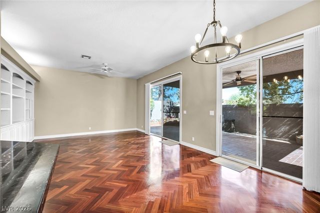 8964 Echo Ridge Drive, Las Vegas, NV 89117