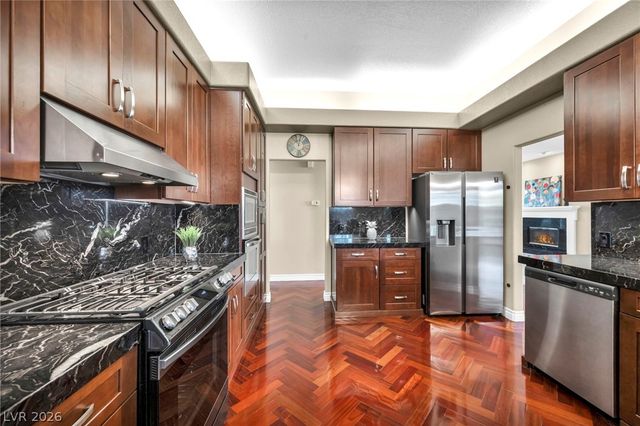 8964 Echo Ridge Drive, Las Vegas, NV 89117
