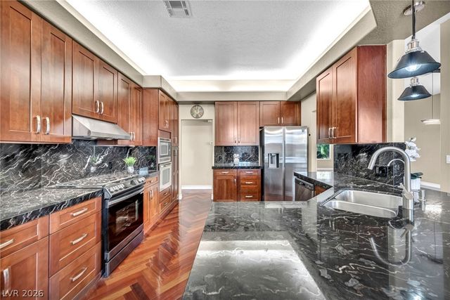8964 Echo Ridge Drive, Las Vegas, NV 89117