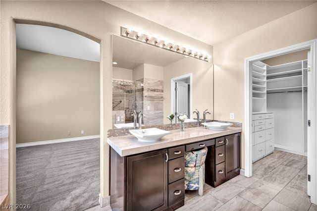 8964 Echo Ridge Drive, Las Vegas, NV 89117