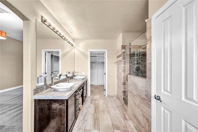 8964 Echo Ridge Drive, Las Vegas, NV 89117