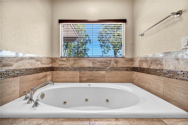 8964 Echo Ridge Drive, Las Vegas, NV 89117