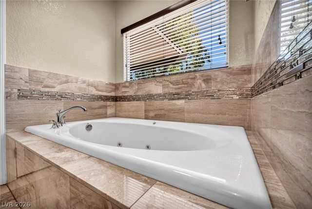 8964 Echo Ridge Drive, Las Vegas, NV 89117